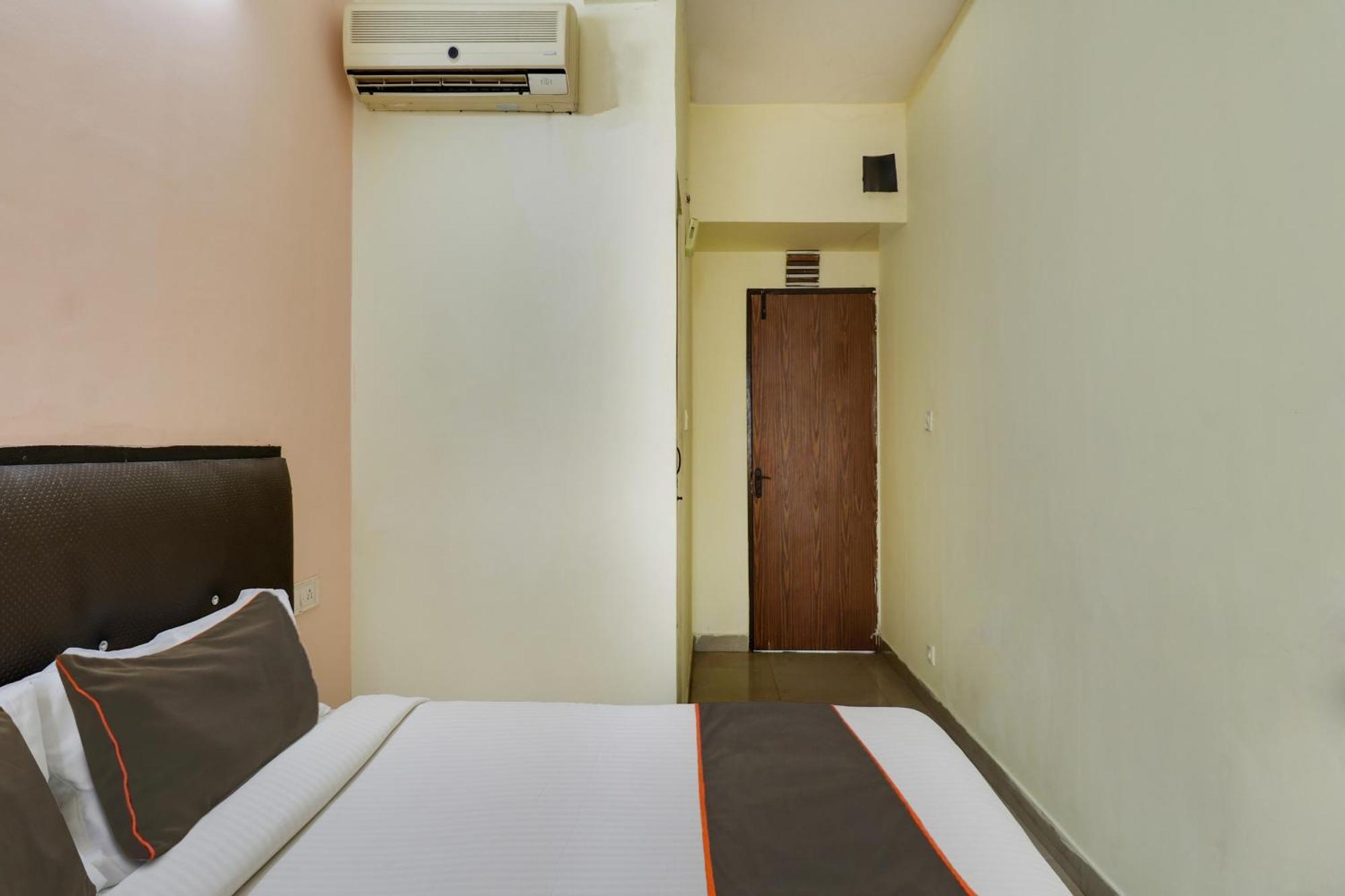 Hotel O Royal Galaxy Bangalore Exterior foto